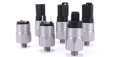 LF702、LF708、LF708A和LF727壓力開關：滿足各種工業(yè)和汽車應用需求的理想選擇